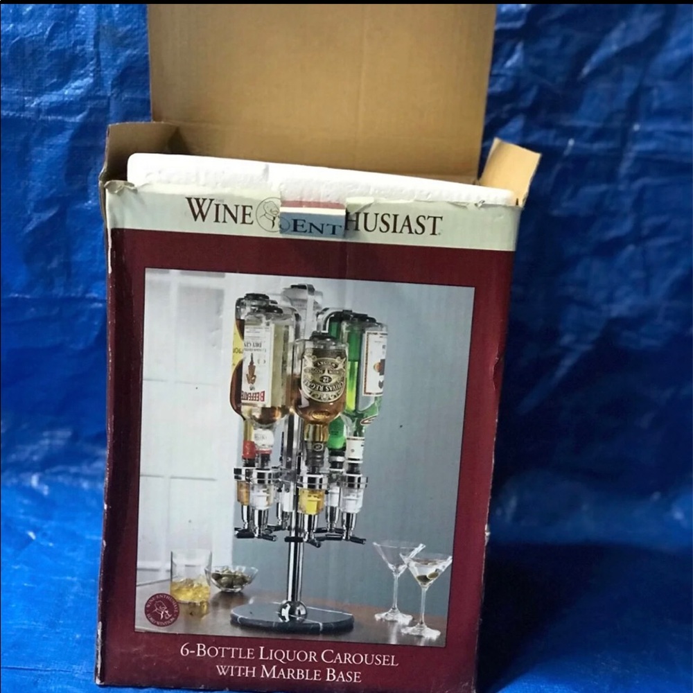 The Wine Enthusiast 6 Liquor Carousel With Marble Base